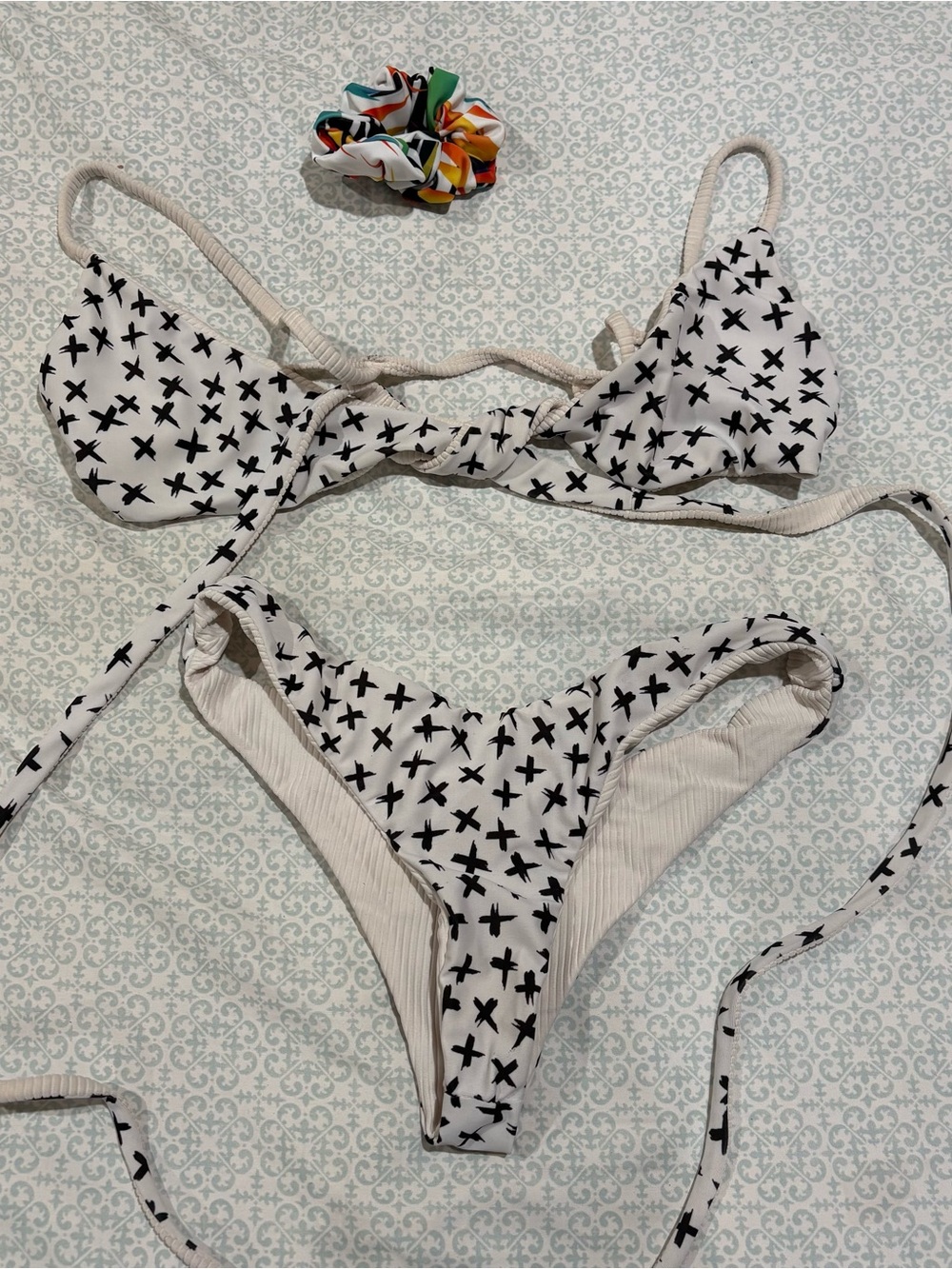 moana bikini White Triangle Bikini Set with Black Cross Print